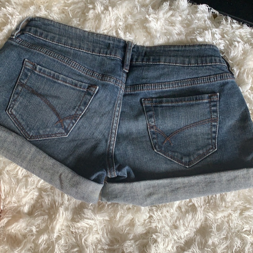 Jean shorts 🩳 - Picture 4 of 4